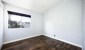 5207 Silver Bluff Dr, Oceanside, CA 92057