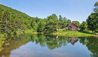 817 Gulf Rd, Barnard, VT 05031