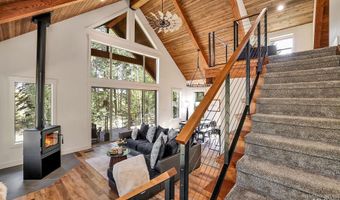 1 Caribou Pkwy, Cascade, ID 83611