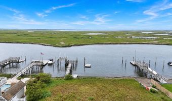 6088 Ocean Dr, Avalon, NJ 08202