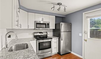 35 Groton Dr G, Amherst, NY 14228