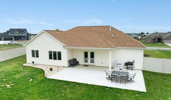201 Thoroughbred Ln, Auburn, IN 46706