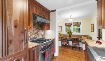 214 Whitfield Rd, Accord, NY 12404