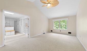 13 Victorian Woods Dr, Atlantic Highlands, NJ 07716