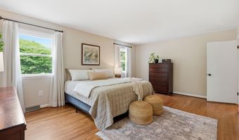 1848 CARRIAGE Dr, Annapolis, MD 21401