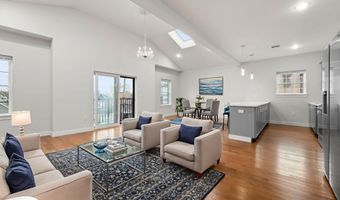 41 E 16TH St 2, Bayonne, NJ 07002