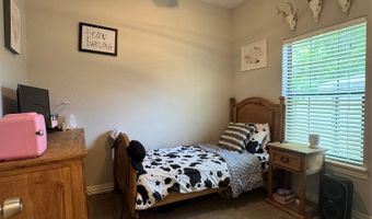510 N Friou St, Alvarado, TX 76009