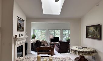 1630 Wheeler Rd 202, Madison, WI 53704
