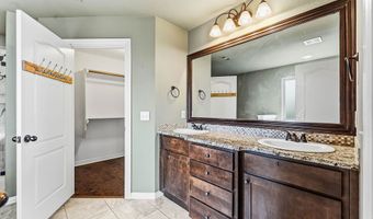 605 SW Milestone Rd, Bentonville, AR 72712
