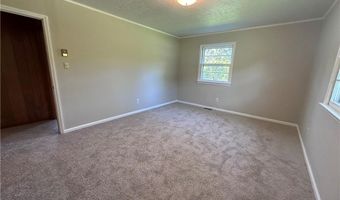 2213 Old Farmer Rd, Asheboro, NC 27205