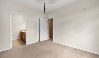 10882 NE RED WING Way 204, Beaverton, OR 97006