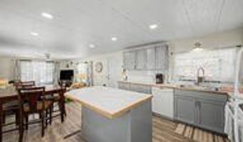 10712 E Apache Trl A15, Apache Junction, AZ 85120