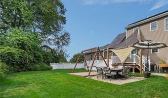 105 Amy Dr, Cranston, RI 02921