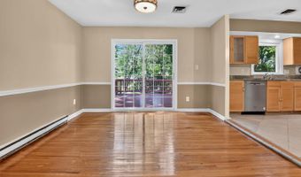 3409 BEVERLY Dr, Annandale, VA 22003