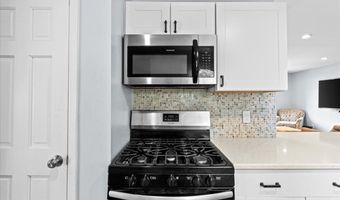 176 Church St, Aberdeen, NJ 07747