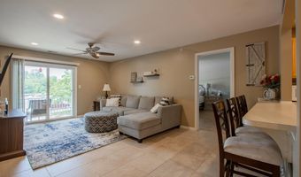 414 Wedgewood Cir 25, Belford, NJ 07718