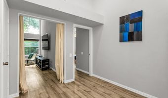 14902 Le Grande Dr, Addison, TX 75001