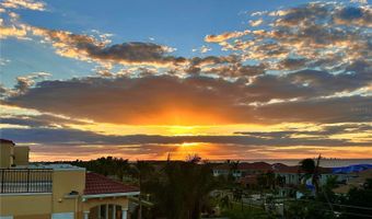 6418 MAYRA SHORES Ln, Apollo Beach, FL 33572