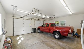 1027 SEABIRD Dr SW, Bandon, OR 97411