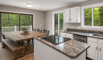 16 Old Manchester Rd, Amherst, NH 03031