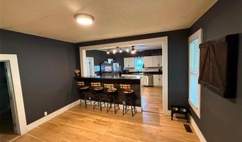 808 W Madison, Altamont, IL 62411