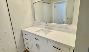 31 Spruce Ct, Bedminster, NJ 07921
