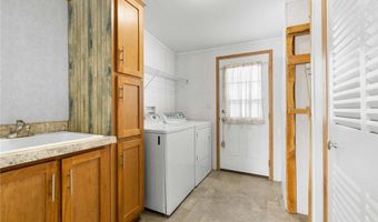 1406 East Dr, Alden, NY 14004
