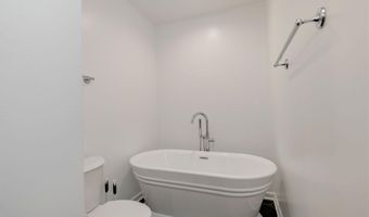 8207 CEDAR LANDING Ct, Alexandria, VA 22306