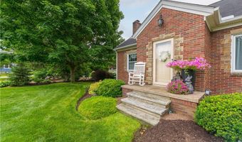 984 Cleveland Ave, Amherst, OH 44001