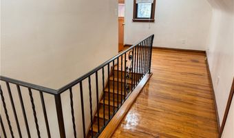 2792 S Canfield Niles Rd, Austintown, OH 44515