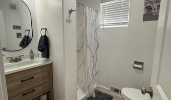 280 W Main St, Cowley, WY 82420
