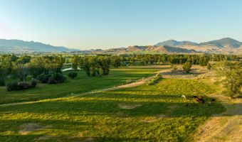 400 Lagoon Ln, Challis, ID 83226