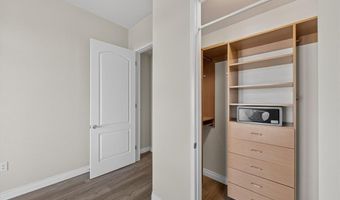 2220 Village Walk Dr 3221, Henderson, NV 89052