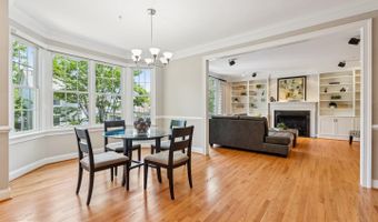 6111 DUNLEER Ct, Bethesda, MD 20817