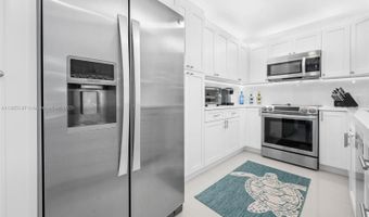 3675 N Country Club Dr 1006, Aventura, FL 33180