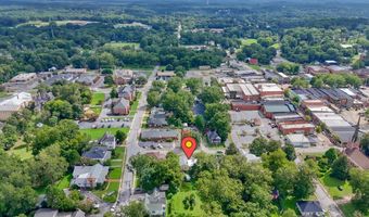 100 Church St, Abbeville, SC 29620