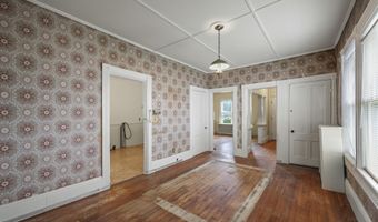34-36 Crandall St, Adams, MA 01220