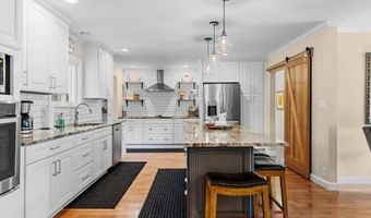 1319 Glamorgan St, Alliance, OH 44601