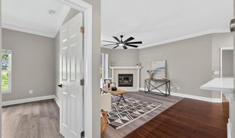 908 HILLY BEND Dr, Apopka, FL 32712