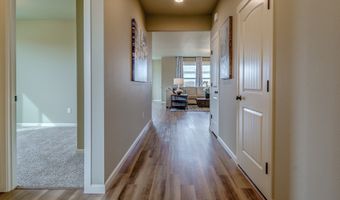 762 NW 28th St Plan: Plan 2061, Battle Ground, WA 98604