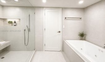 19667 Turnberry Way 6F, Aventura, FL 33180