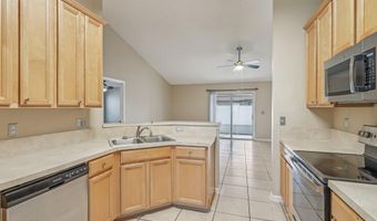 6511 CRIMSON LEAF Ln, Jacksonville, FL 32244