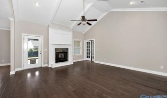 22920 Ledges Dr, Athens, AL 35613