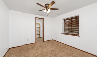 5334 N Rock Spring St, Bel Aire, KS 67226