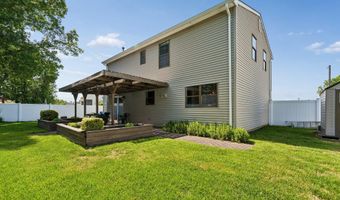 21 Deer Run Dr S, Barnegat, NJ 08005