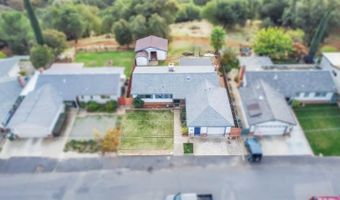 1310 Fairview Dr, Angels Camp, CA 95222
