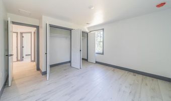 187 Grand Central Pkwy, Bayville, NJ 08721