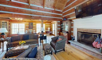 8 Abby Ln, Barboursville, WV 25504