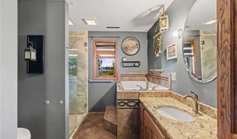 74500 240th St, Albert Lea, MN 56007