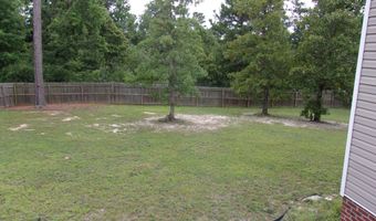 1095 Magnolia Dr, Aberdeen, NC 28315